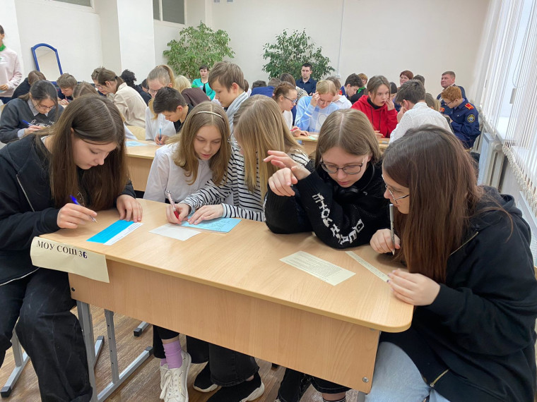 Команда 8 класса нашей школы.
